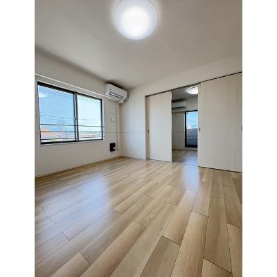 アビタ諸福 303【管理NO：1-028230901-03030】 ★家具家電は申し込み後に搬入します 2026年08月上旬入居可能の物件画像