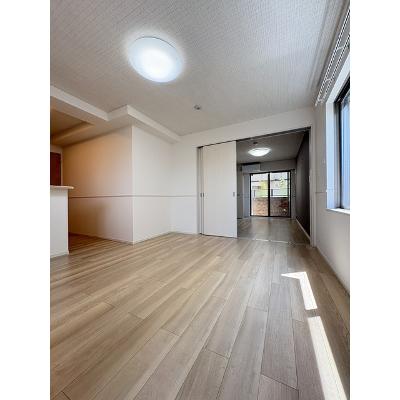 アビタ諸福 102【管理NO：1-028230901-01020】 ★家具家電は申し込み後に搬入します 2026年08月上旬入居可能の物件画像