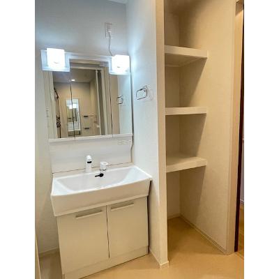 エアリーⅤ 103【管理NO：1-027981601-01030】 ★家具家電は申し込み後に搬入しますの物件画像