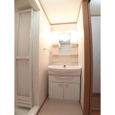 サンリットⅡ　（和歌山市福島） 103【管理NO：1-012873202-01030】 ★家具家電は申し込み後に搬入します★の物件画像