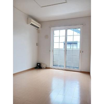 ルーチェ 103【管理NO：1-015345001-01030】 ★家具家電は申し込み後に搬入します★の物件画像