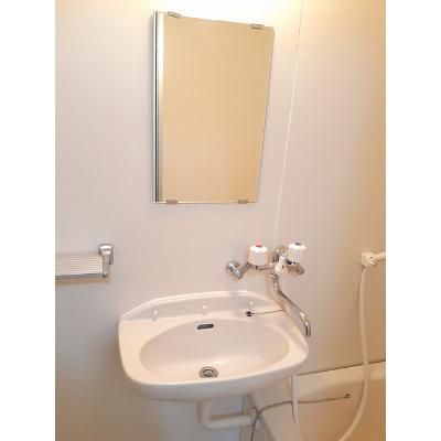 エルディム天野 102【管理NO：1-003299101-01020】 ★家具家電は申し込み後に搬入します 2026年09月上旬入居可能の物件画像