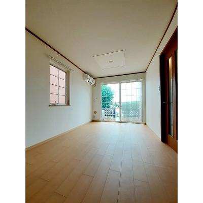 オリージャ　Ⅰ 103【管理NO：1-010259701-01030】 ★家具家電は申し込み後に搬入します★の物件画像