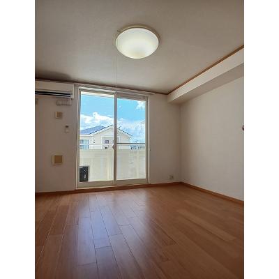 ステラ　プレッソ　Ａ 201【管理NO：1-012358401-02010】 ★家具家電は申し込み後に搬入します★の物件画像