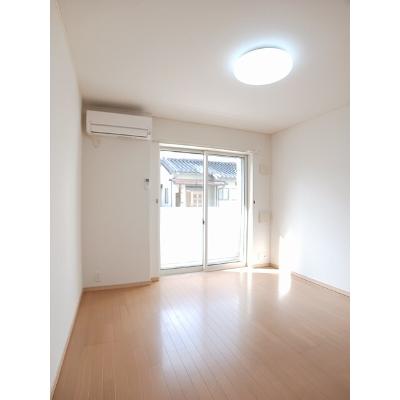 グランツ　デーア 101【管理NO：1-016876601-01010】 ★家具家電は申し込み後に搬入します 2026年08月下旬入居可能の物件画像