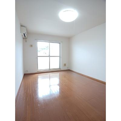 サンリット・フィオーレ 304【管理NO：1-014566401-03040】 ★家具家電は申し込み後に搬入します★の物件画像