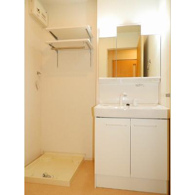 ５ｔｈ　Ａｖｅｎｕｅ　Ａ 201【管理NO：1-025124901-02010】 ★家具家電は申し込み後に搬入します 2026年07月下旬入居可能の物件画像