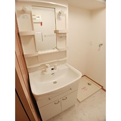 ラ・ファミーユＡ 202【管理NO：1-014411901-02020】 ★家具家電は申し込み後に搬入します★の物件画像