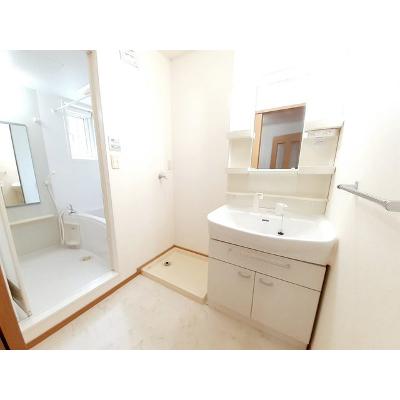 フォレステージⅡ 103【管理NO：1-013744801-01030】 ★家具家電は申し込み後に搬入します★の物件画像