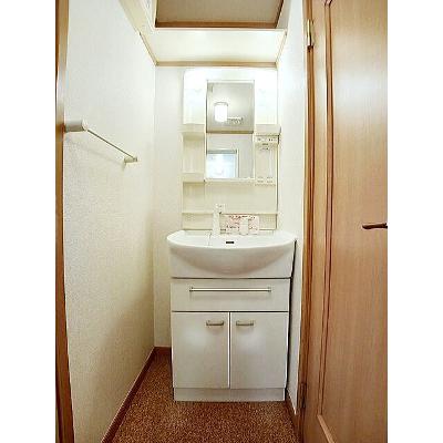 ビクトリア参番館 202【管理NO：1-012752703-02020】 ★家具家電は申し込み後に搬入します★の物件画像
