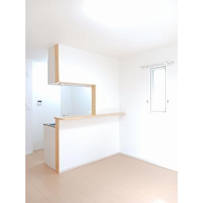 メゾンブリーズ 201【管理NO：1-020133401-02010】 ★家具家電は申し込み後に搬入します 2026年08月中旬入居可能の物件画像