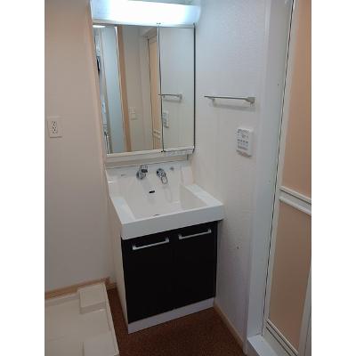 キアーラ 802【管理NO：1-016614801-08020】 ★家具家電は申し込み後に搬入します 2026年08月下旬入居可能の物件画像