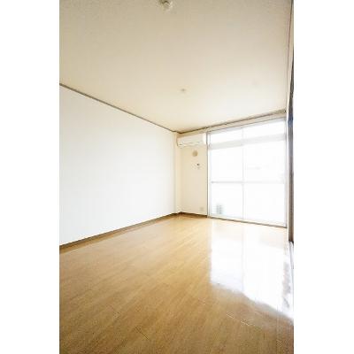 ラフォーレ・アリガ 203【管理NO：1-005364301-02030】 ★家具家電は申し込み後に搬入します★ ★2026年08月下旬入居可能★の物件画像