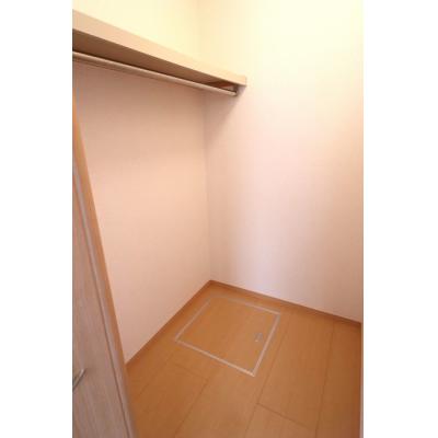 2026/07/22以降入居可　D-ROOMマンスリー【メゾンドアブリコ】浴室乾燥機付き！の物件画像