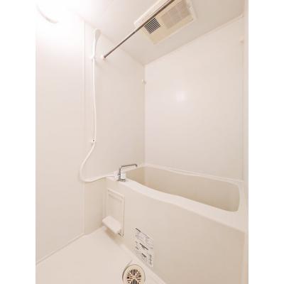 2026/07/25以降入居可　D-ROOMマンスリー【メゾンドアブリコ】浴室乾燥機付き！の物件画像