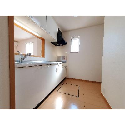ロイヤル　クレッセント　Ⅲ 104【管理NO：1-015037803-01040】 ★家具家電は申し込み後に搬入します 2026年08月中旬入居可能の物件画像