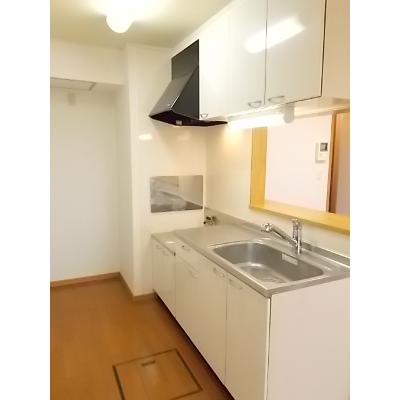 エスカパード 102【管理NO：1-013779003-01020】 ★家具家電は申し込み後に搬入します 2026年08月下旬入居可能の物件画像