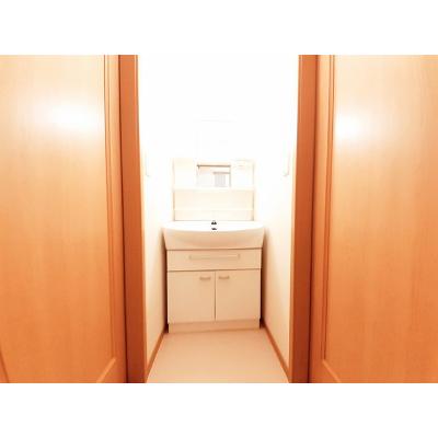 セレーノ　Ｃ 203【管理NO：1-013371603-02030】 ★家具家電は申し込み後に搬入します★の物件画像