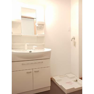 Ｇｕｆｏ（グーフォ） 104【管理NO：1-015121401-01040】 ★家具家電は申し込み後に搬入します★の物件画像