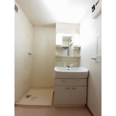 プリムローズＢ 201【管理NO：1-014168502-02010】 ★家具家電は申し込み後に搬入します 2026年08月下旬入居可能の物件画像