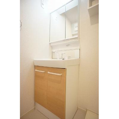 ランドウェル 302【管理NO：1-024057101-03020】 ★家具家電は申し込み後に搬入します 2026年08月中旬入居可能の物件画像