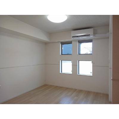マグノーリエ 101【管理NO：1-027794901-01010】 ★家具家電は申し込み後に搬入しますの物件画像