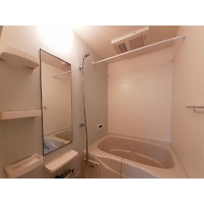 フレスクーラ県 105【管理NO：1-023335001-01050】 ★家具家電は申し込み後に搬入します 2026年08月中旬入居可能の物件画像