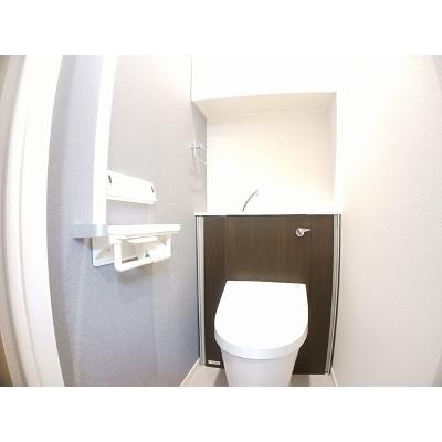 ユ・クラルテ 102【管理NO：1-027423201-01020】 ★家具家電は申し込み後に搬入します★の物件画像