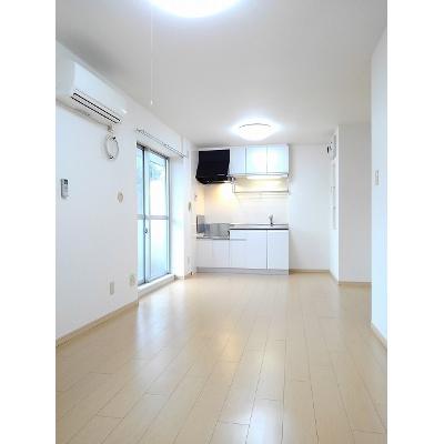 サンリーフ湘南 303【管理NO：1-004493101-03030】 ★家具家電は申し込み後に搬入します 2026年07月下旬入居可能の物件画像