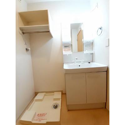 リオコリーナ 105【管理NO：1-019138301-01040】 ★家具家電は申し込み後に搬入します★の物件画像