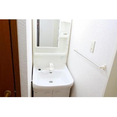 シャンティ北小田　А 202【管理NO：1-011772401-02020】 ★家具家電は申し込み後に搬入します 2026年08月下旬入居可能の物件画像