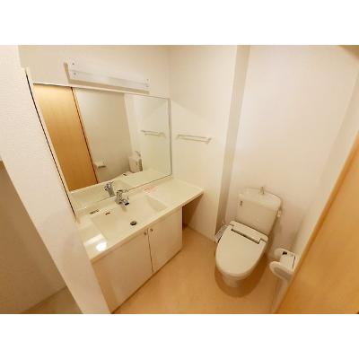 ボヤージュ 101【管理NO：1-017320701-01010】 ★家具家電は申し込み後に搬入します★の物件画像