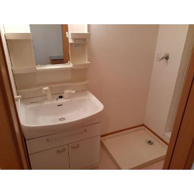 ベルファミーユ　Ⅱ 103【管理NO：1-014580802-01030】 ★家具家電は申し込み後に搬入します★の物件画像