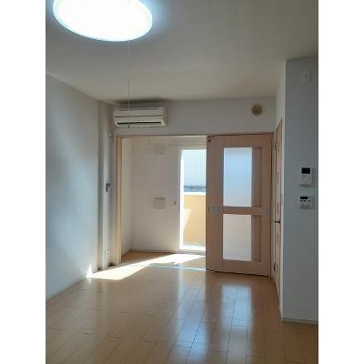 ミニョン・アンジュ 102【管理NO：1-017576201-01020】 ★家具家電は申し込み後に搬入します 2026年08月下旬入居可能の物件画像