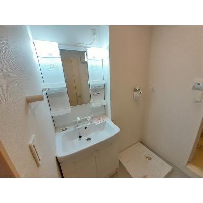 モルトベーネ 101【管理NO：1-020720401-01010】 ★家具家電は申し込み後に搬入します 2026年08月下旬入居可能の物件画像