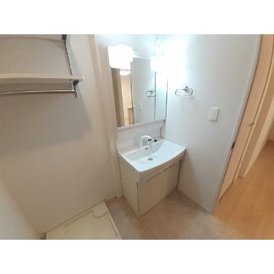 カーサ　フェリーチェ 102【管理NO：1-027261401-01020】 ★家具家電は申し込み後に搬入します 2026年08月下旬入居可能の物件画像
