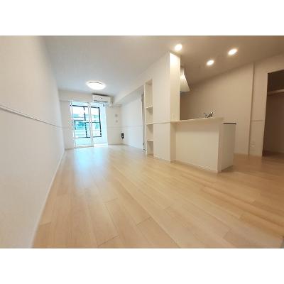 カーサ　フェリーチェ 105【管理NO：1-027261401-01040】 ★家具家電は申し込み後に搬入します 2026年08月下旬入居可能の物件画像