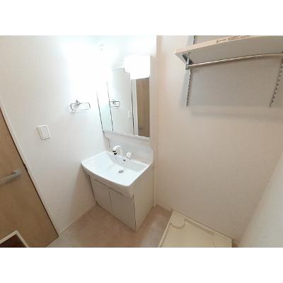 カーサ　フェリーチェ 105【管理NO：1-027261401-01040】 ★家具家電は申し込み後に搬入します 2026年08月下旬入居可能の物件画像