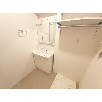 カルム　シャーンス 202【管理NO：1-027157901-02020】 ★家具家電は申し込み後に搬入します★ ★2026年09月中旬入居可能★の物件画像