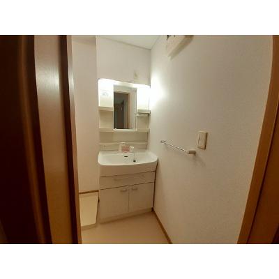 フィオーレ 105【管理NO：1-013633401-01040】 ★家具家電は申し込み後に搬入します 2026年07月中旬入居可能の物件画像