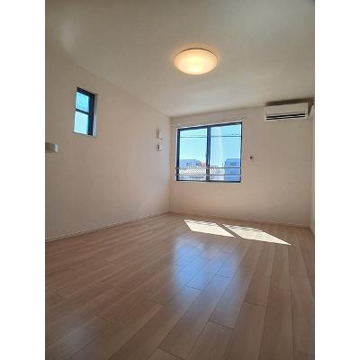ガーデンＫＯＳＡＫＡ 202【管理NO：1-028416301-02020】 ★家具家電は申し込み後に搬入します★の物件画像