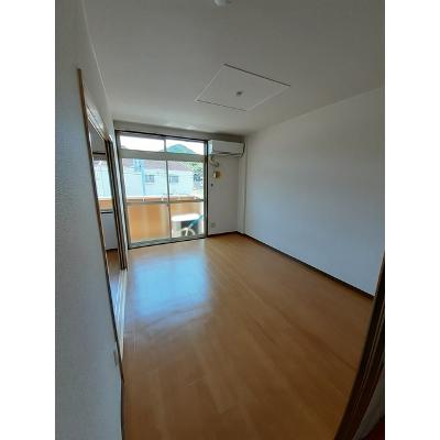 サンビレッジ中津 202【管理NO：1-005052301-02020】 ★家具家電は申し込み後に搬入します 2026年08月下旬入居可能の物件画像