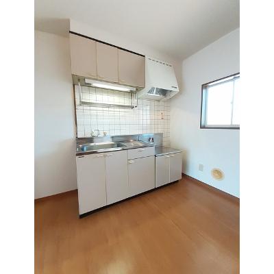 サンビレッジ中津 202【管理NO：1-005052301-02020】 ★家具家電は申し込み後に搬入します 2026年08月下旬入居可能の物件画像