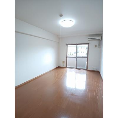 ヴィラ　グレイス　Ⅱ 306【管理NO：1-013938101-03050】 ★家具家電は申し込み後に搬入します★の物件画像