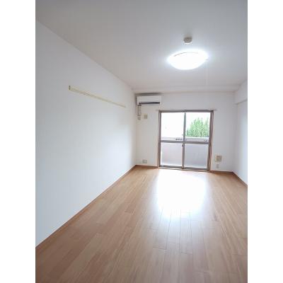 ヴィラ　グレイス　Ⅱ 210【管理NO：1-013938101-02080】 ★家具家電は申し込み後に搬入します★の物件画像