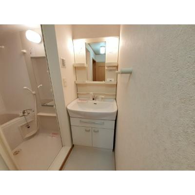 ラフレシール 101【管理NO：1-013319801-01010】 ★家具家電は申し込み後に搬入します 2026年09月中旬入居可能の物件画像