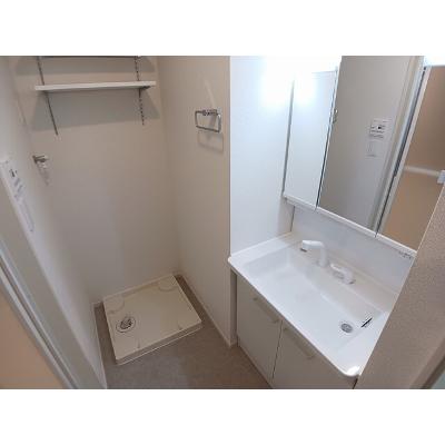 コンフィーエⅡ 102【管理NO：1-027919902-01020】 ★家具家電は申し込み後に搬入します 2026年09月中旬入居可能の物件画像
