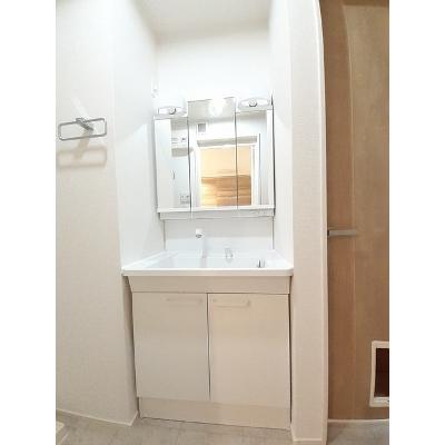 シンフォニー　Ⅰ 101【管理NO：1-026975801-01010】 ★家具家電は申し込み後に搬入します 2026年08月下旬入居可能の物件画像