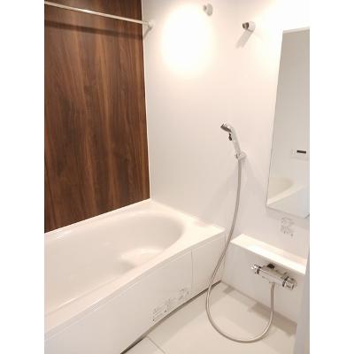 パーク　ヒル　Ⅱ 101【管理NO：1-027379801-01010】 ★家具家電は申し込み後に搬入します★の物件画像
