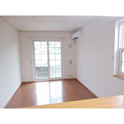 エテルノ・Ａ・Ｋ・ＴⅡ 104【管理NO：1-014309102-01040】 ★家具家電は申し込み後に搬入します★の物件画像